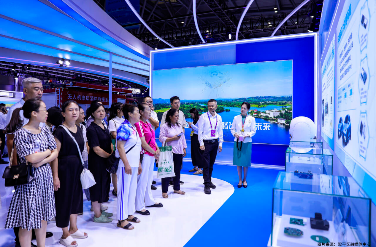 智博收官：平偉實(shí)業(yè)硬核展品引爆全場，解鎖產(chǎn)業(yè)融合新范式